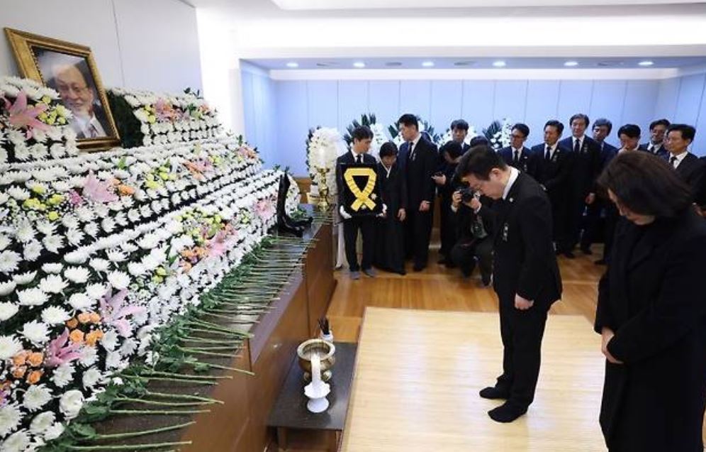 이재명 대통령, 故이해찬 전 국무총리 빈소 조문 종로 서울대학교 장례식장