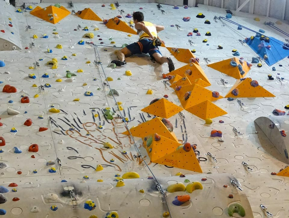 스포츠 클라이밍, 수직 경쟁의 시대가 온다