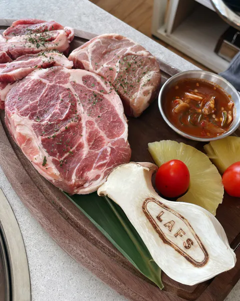 생생정보 고수의 부엌 화려한 모둠돼지구이