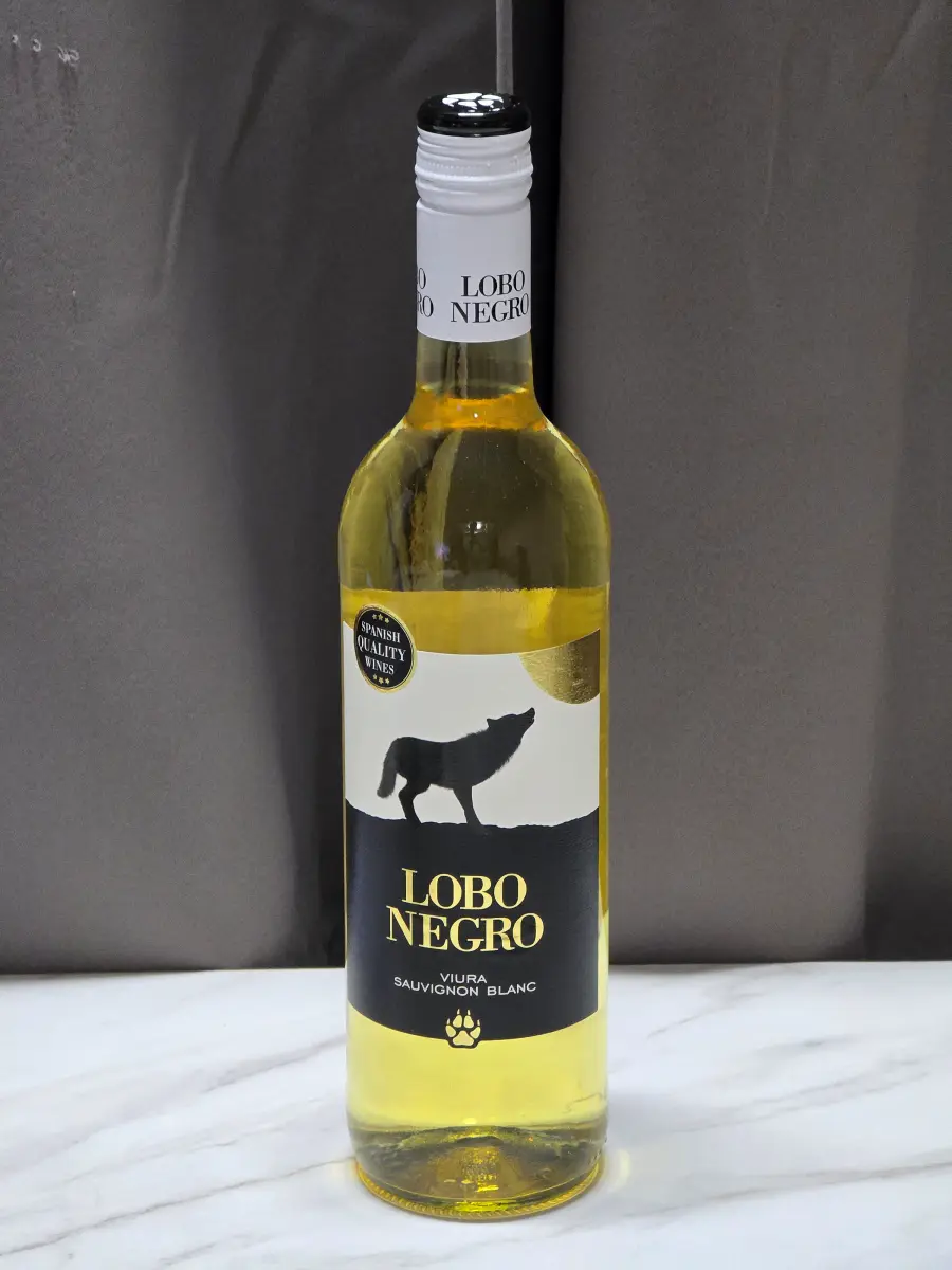 증정용 화이트와인 앞면