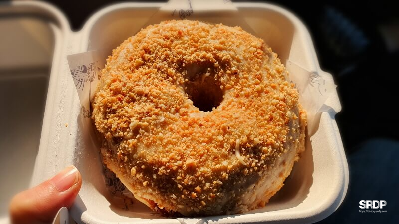 올드페리도넛-용산-한남점-메뉴-추천-피넛버터-올드페리도넛-보관-올드페리-주차-서울-3대-도넛