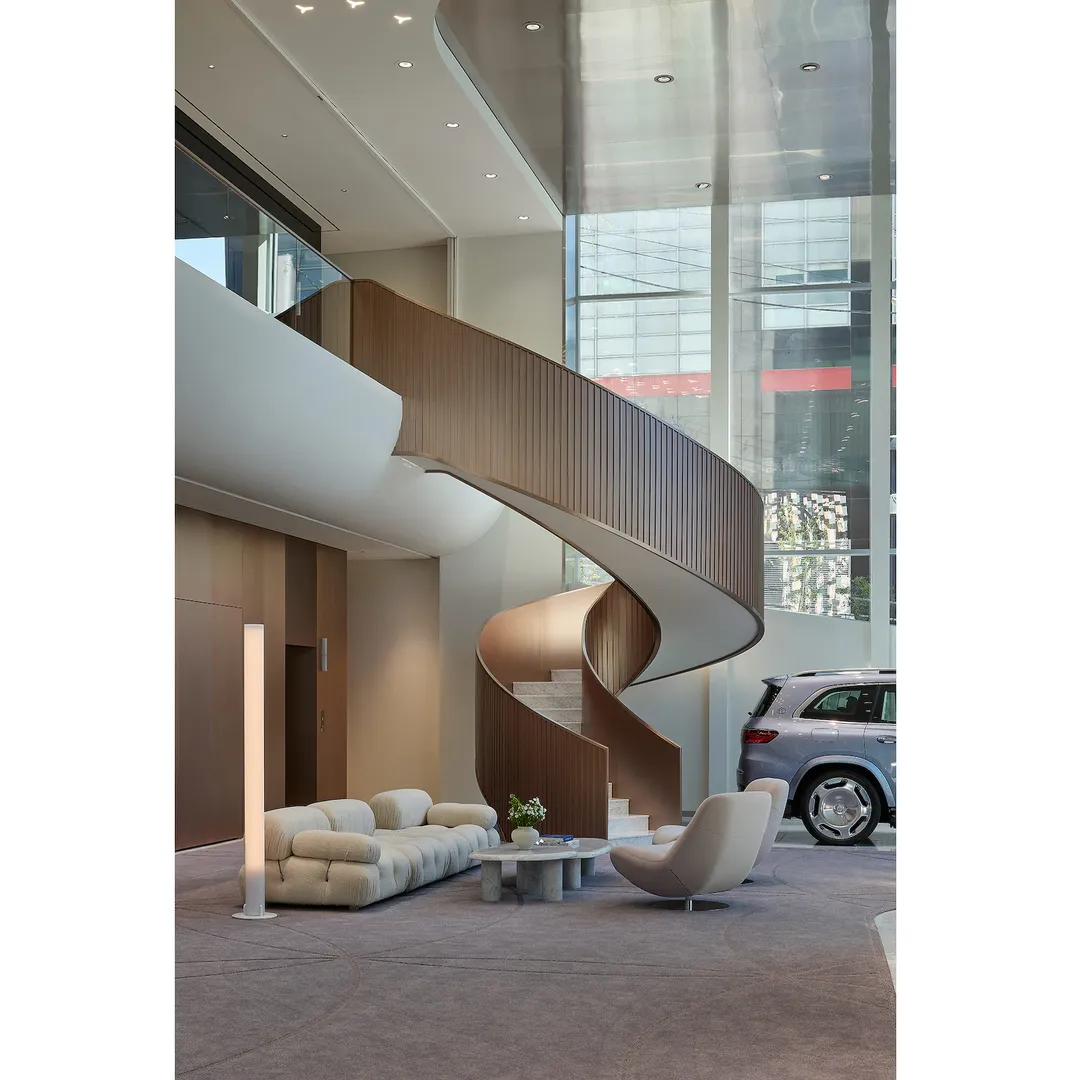 마이바흐 브랜드센터 서울 오픈 이미지