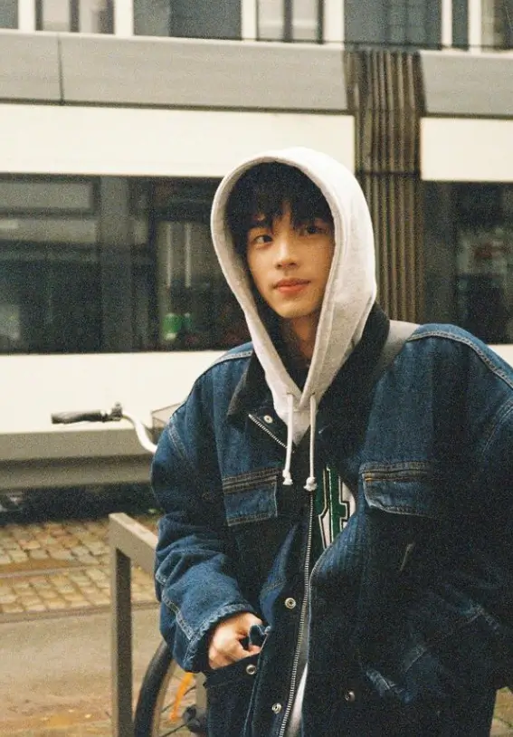 투어스 TWS 멤버프로필 나이 혈액형 키 국적 인스타 MBTI 플래디스 하이브