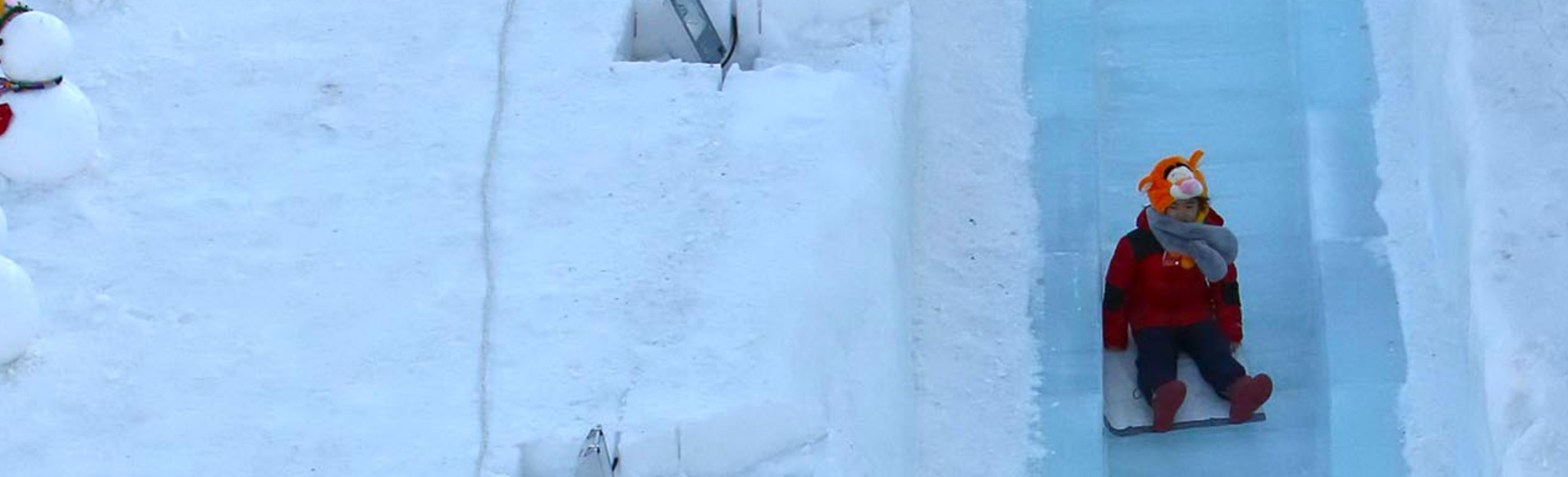 화천산천어축제 얼곰이성 미끄럼틀