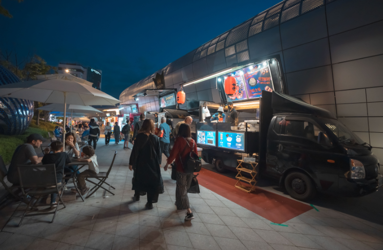 DDP 봄축제 야간 전경