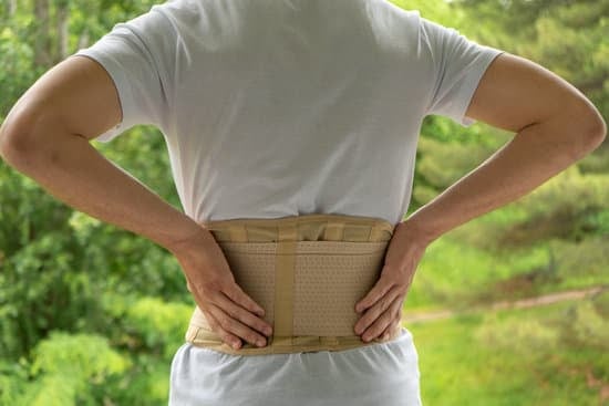 요추 염좌(Lumbar Sprain, 인대 손상): 원인, 증상, 치료 및 예방법