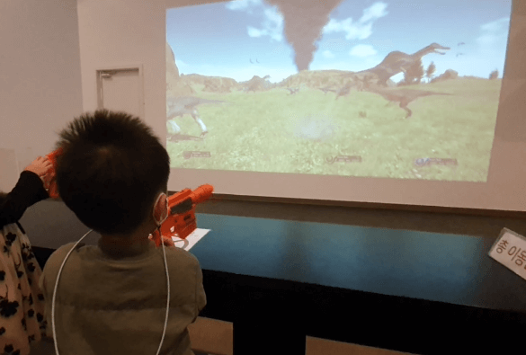 로봇박물관-총게임