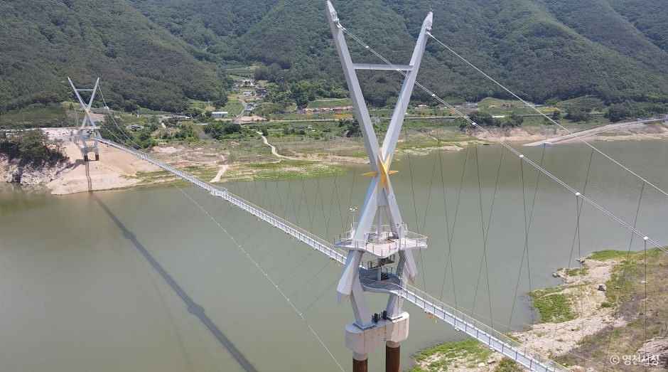 영천 보현산댐 출렁다리