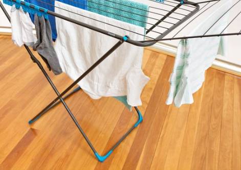 실내 빨래 말리기
