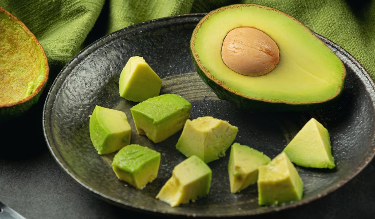 저칼륨혈증에 도움이 되는 다섯 가지 음식 아보카도