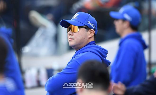 박진만 감독, 삼성과 재계약 연봉 인센티브 옵션 기간 KBO 구단 평가