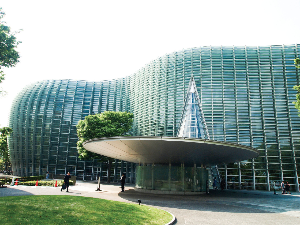 도쿄 여행 추천 도쿄 국립 신 미술관