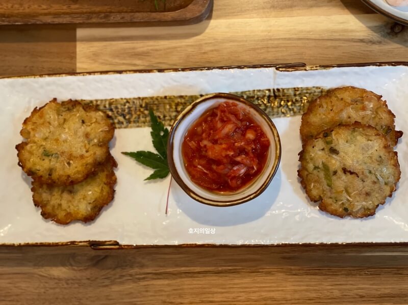춘천 온유정 공지천 삼천동 한정식 맛집 - 녹두전