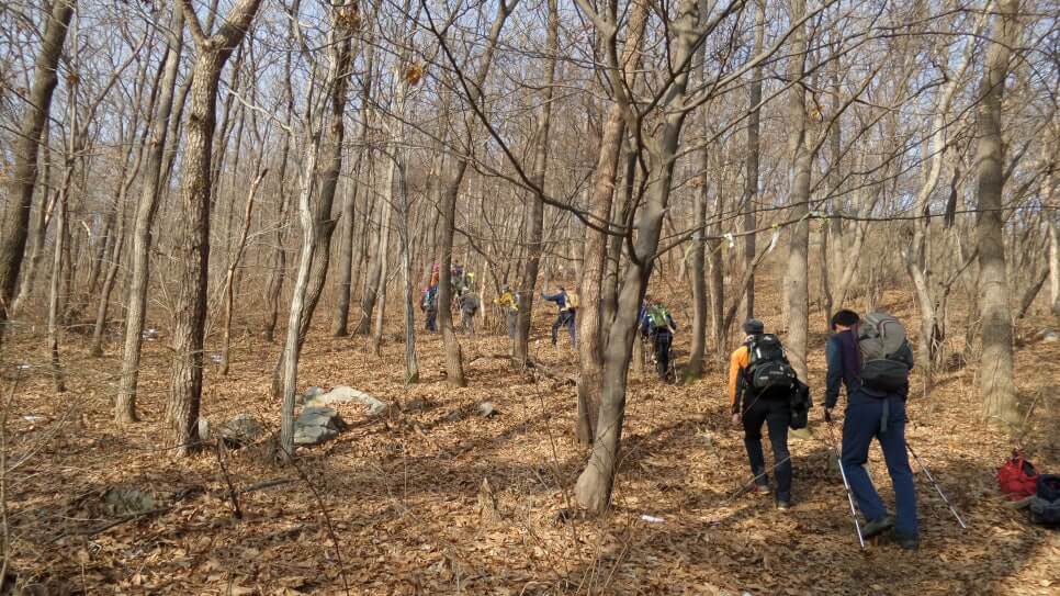 100대 명산 등산하기 열한번째 고창 방장산 서해안과 고창 평야를 한눈에 바라볼 수 있는 탁 트인 조망을 갖추고 있는 산