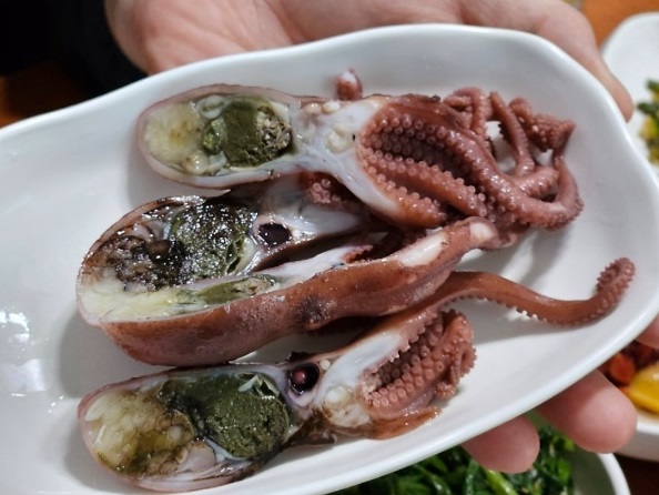 백반기행-통영-다찌-쌓인정