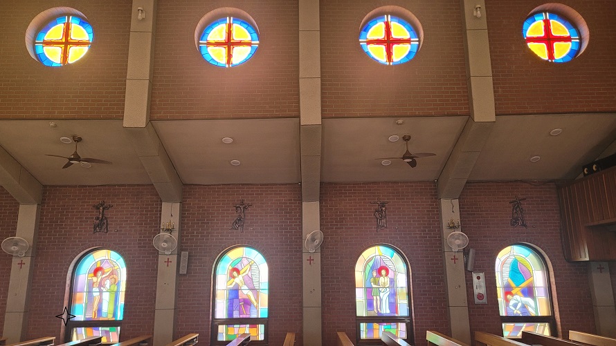 김포 통진성당 스테인드글라스, 십자가의 길 사진