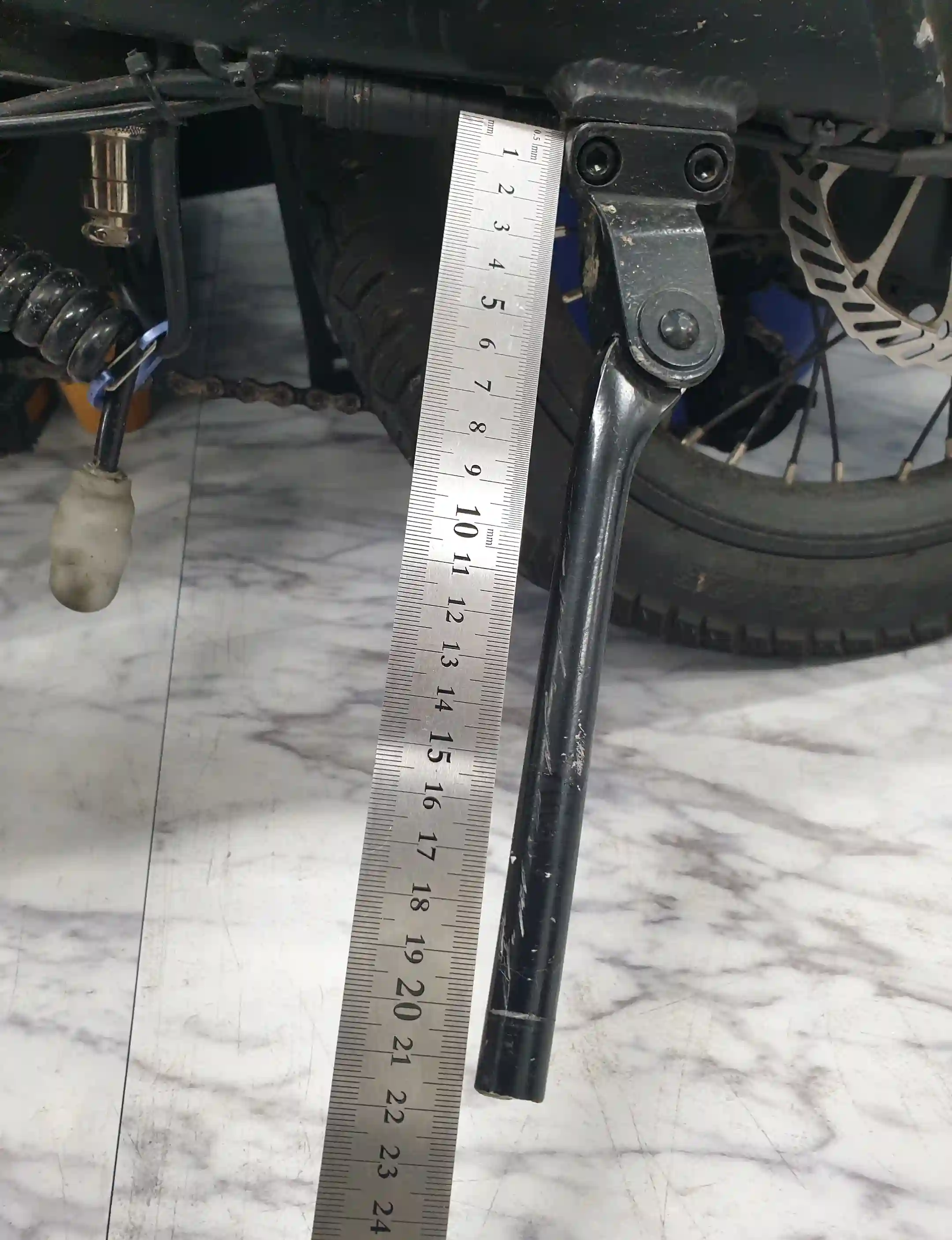 Q3 미니 킥스탠드 길이 측정