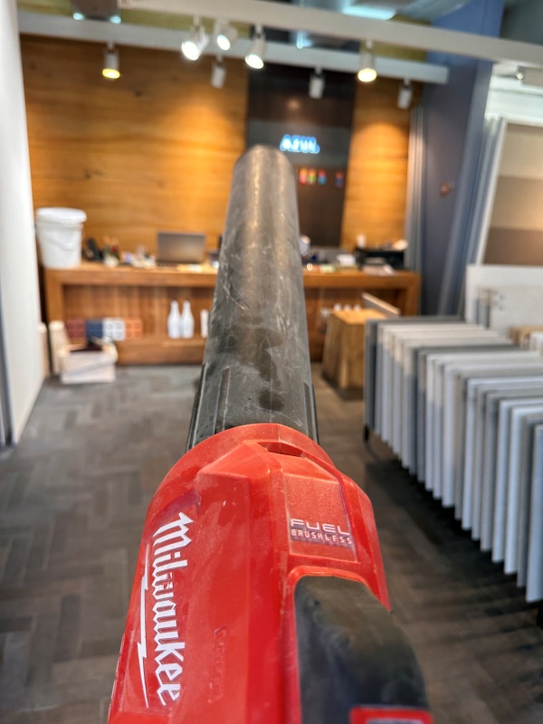 송풍기로 천장 불기