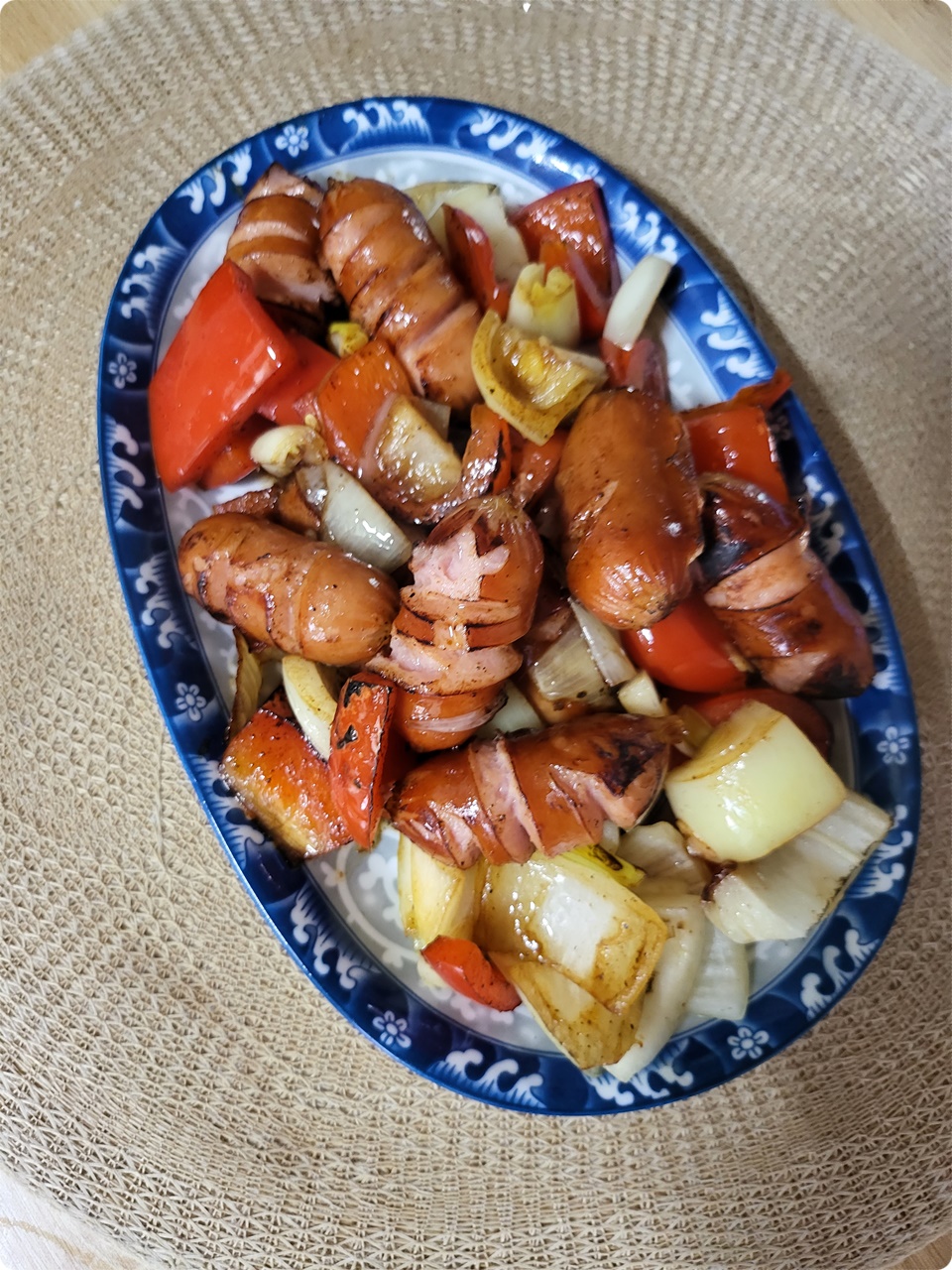 오늘의 맥주 안주 소시지 야채 볶음