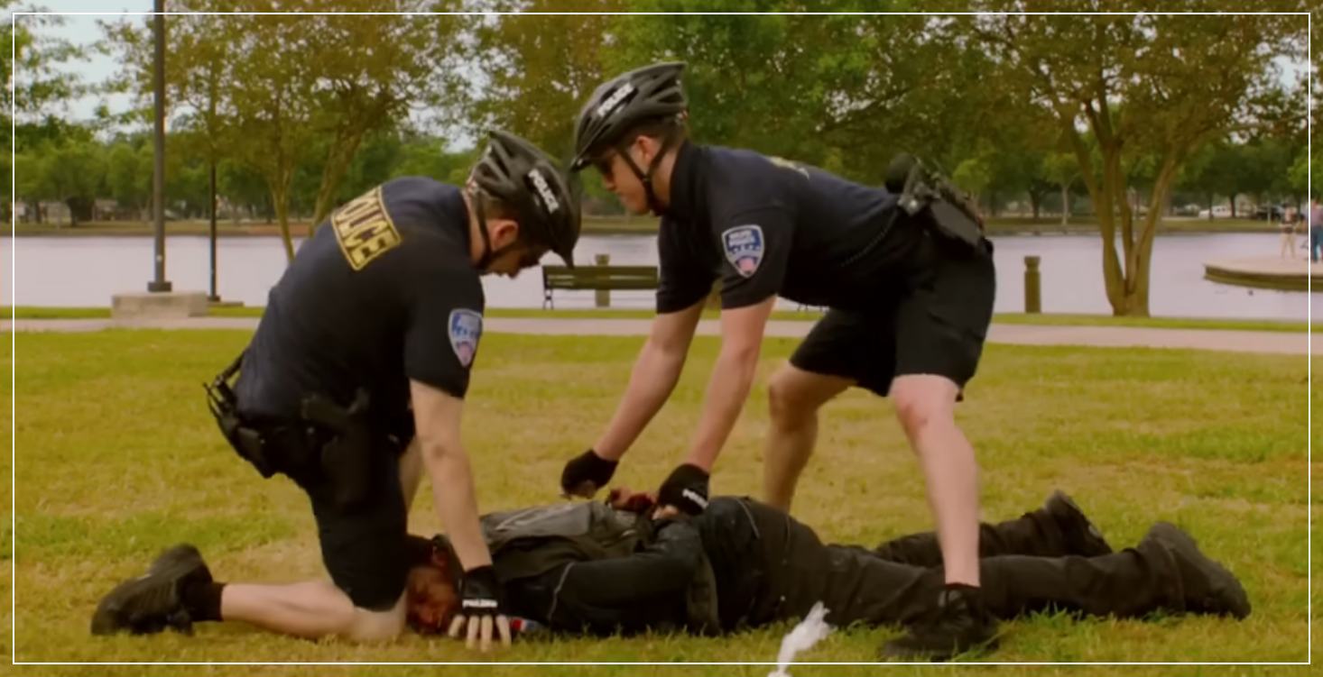 21 점프 스트리트 한 장면