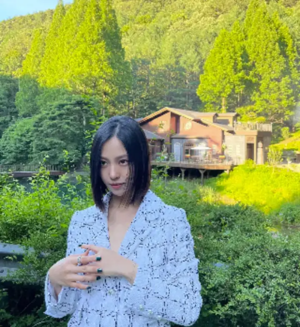 고민시-배우-사진