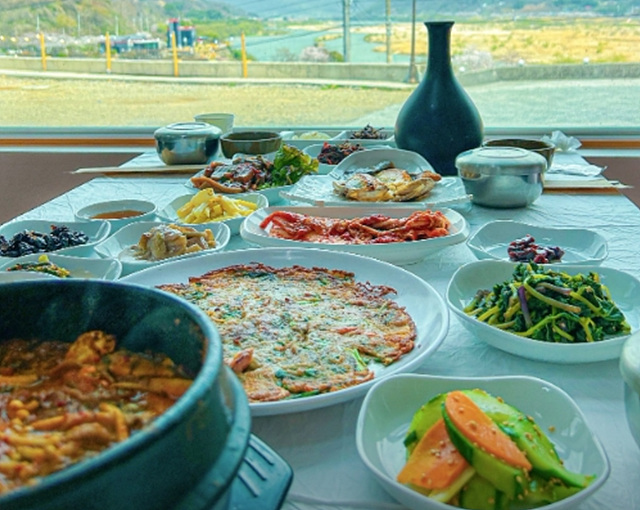 광양 매화축제 근처 맛집 현지인 추천 카페