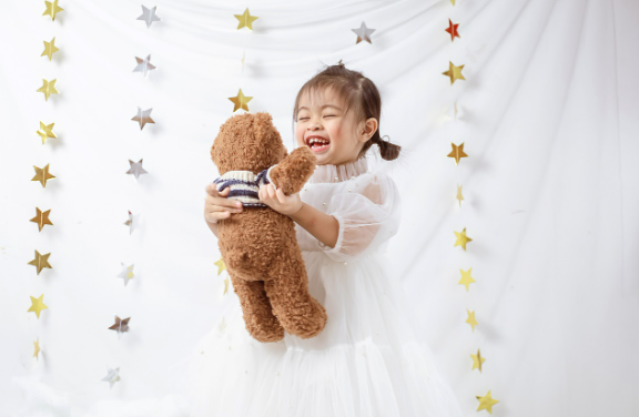 애착 인형의 비밀 – 아이들은 특정한 인형이나 담요를 왜 그렇게 좋아할까?