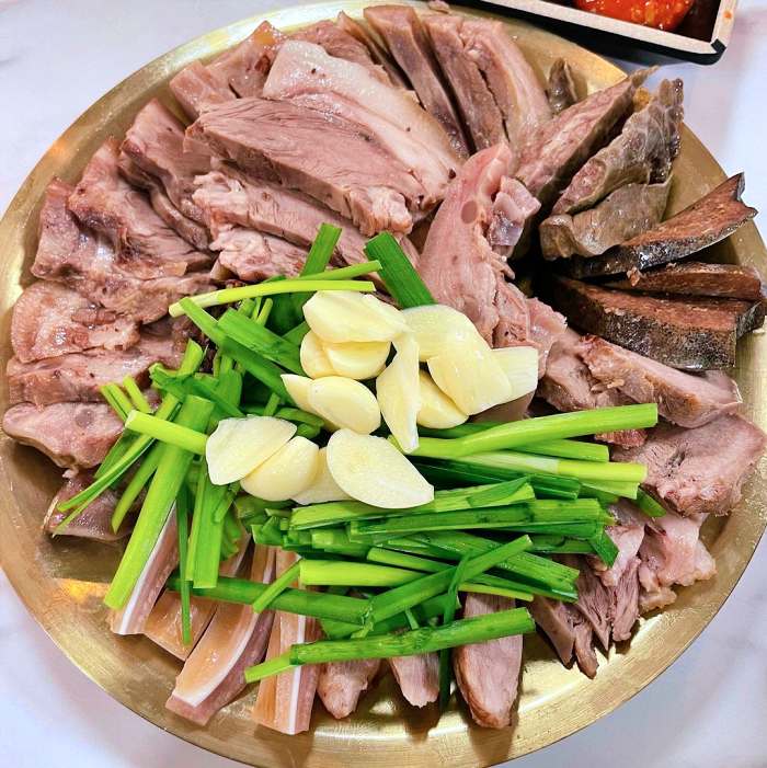 생방송투데이 경기 광주 장지동 고사리 얼큰 순대국 눈꽃 차돌 곱창 순대전골 맛집