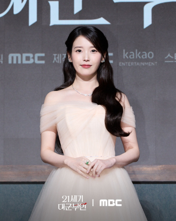 21세기 대군부인 팬이라면 반드시 읽어야 할 &#39;현대 황실 & 정략결혼&#39; 웹소설 추천 BEST 5