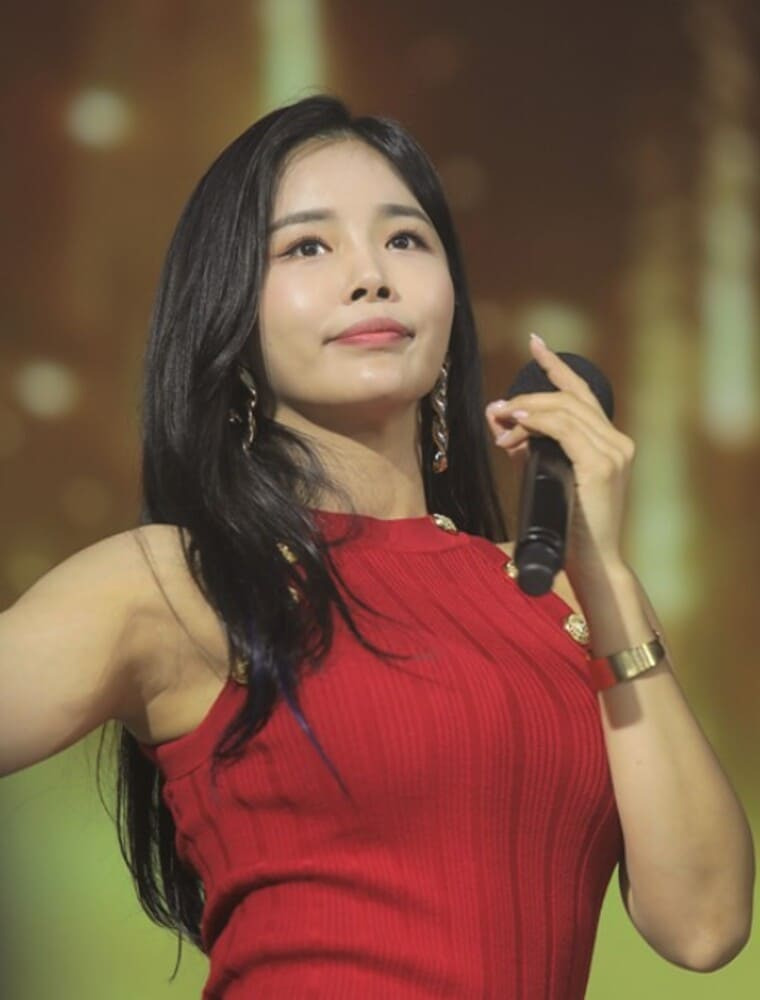 조정민 가수 데뷔