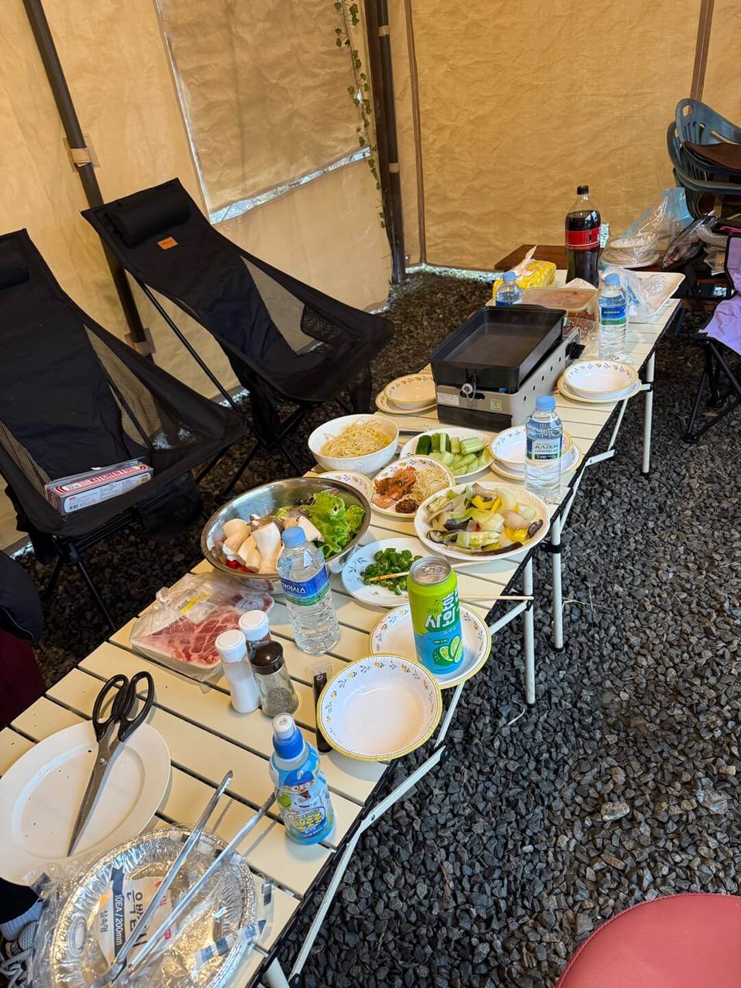 천안 다인펜션 핑크마티니 바베큐 공간 가족 여행 숙소