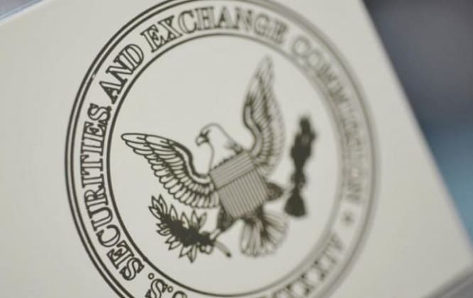 가상자산 제도권 진입 서두는 각국 정부 Is Crypto Going Green This Year? ㅣ How Institutional Investors are Positioning Themselves in the Crypto sphere