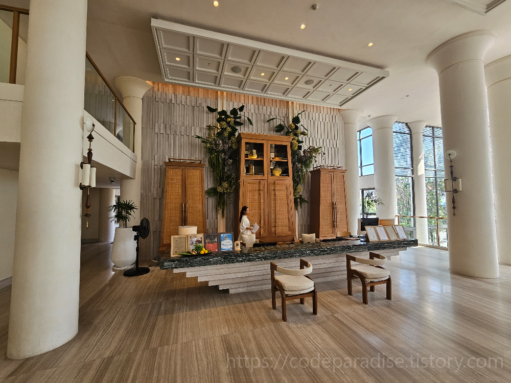 센타라 리저브 사무이 리조트 로비