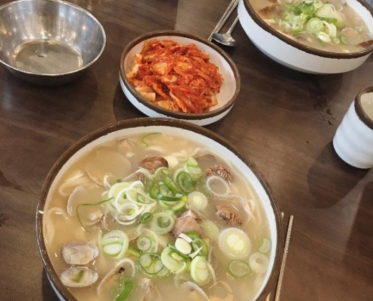 일산 40년 칼국수집, 일산칼국수 (본점)