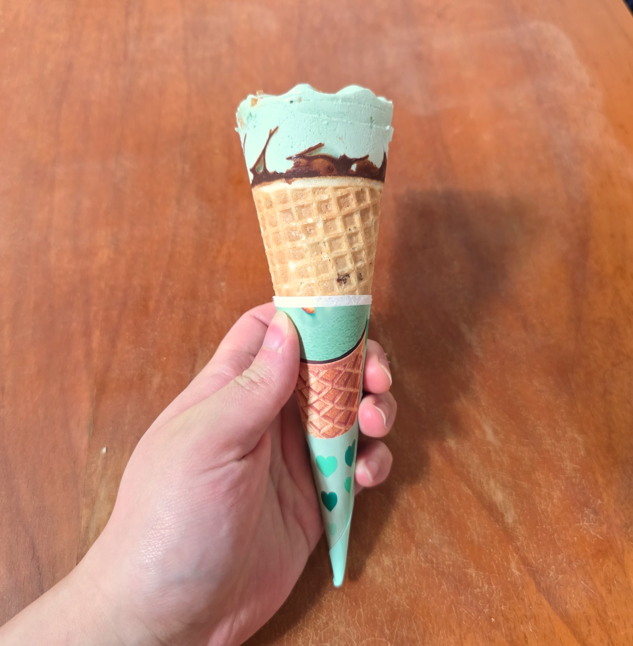 부라보콘피스타치오