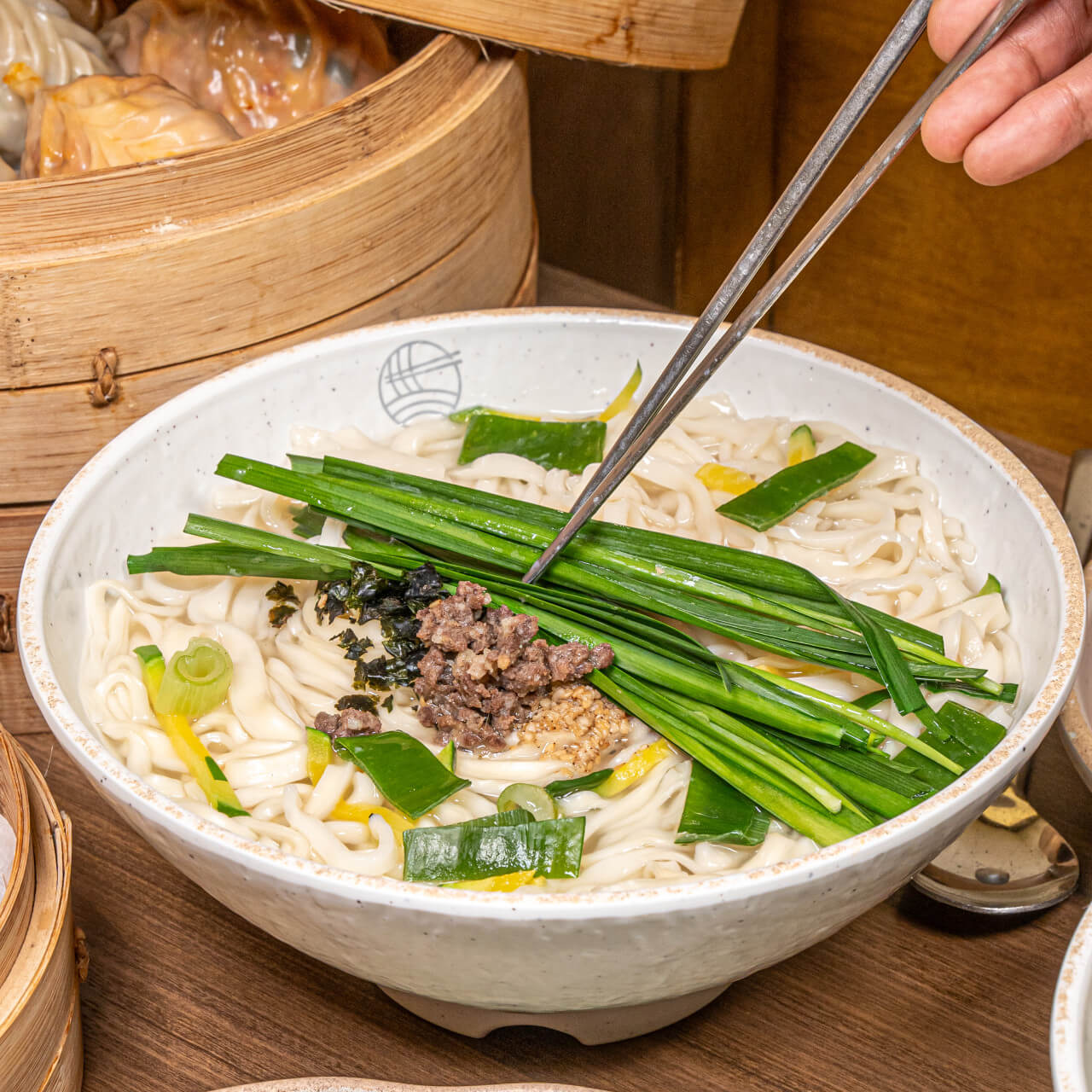 생방송투데이 3836회 오픈RUN - 손만두로 월 1억 매출 달성한 청주 맛집 ‘만승제면소’