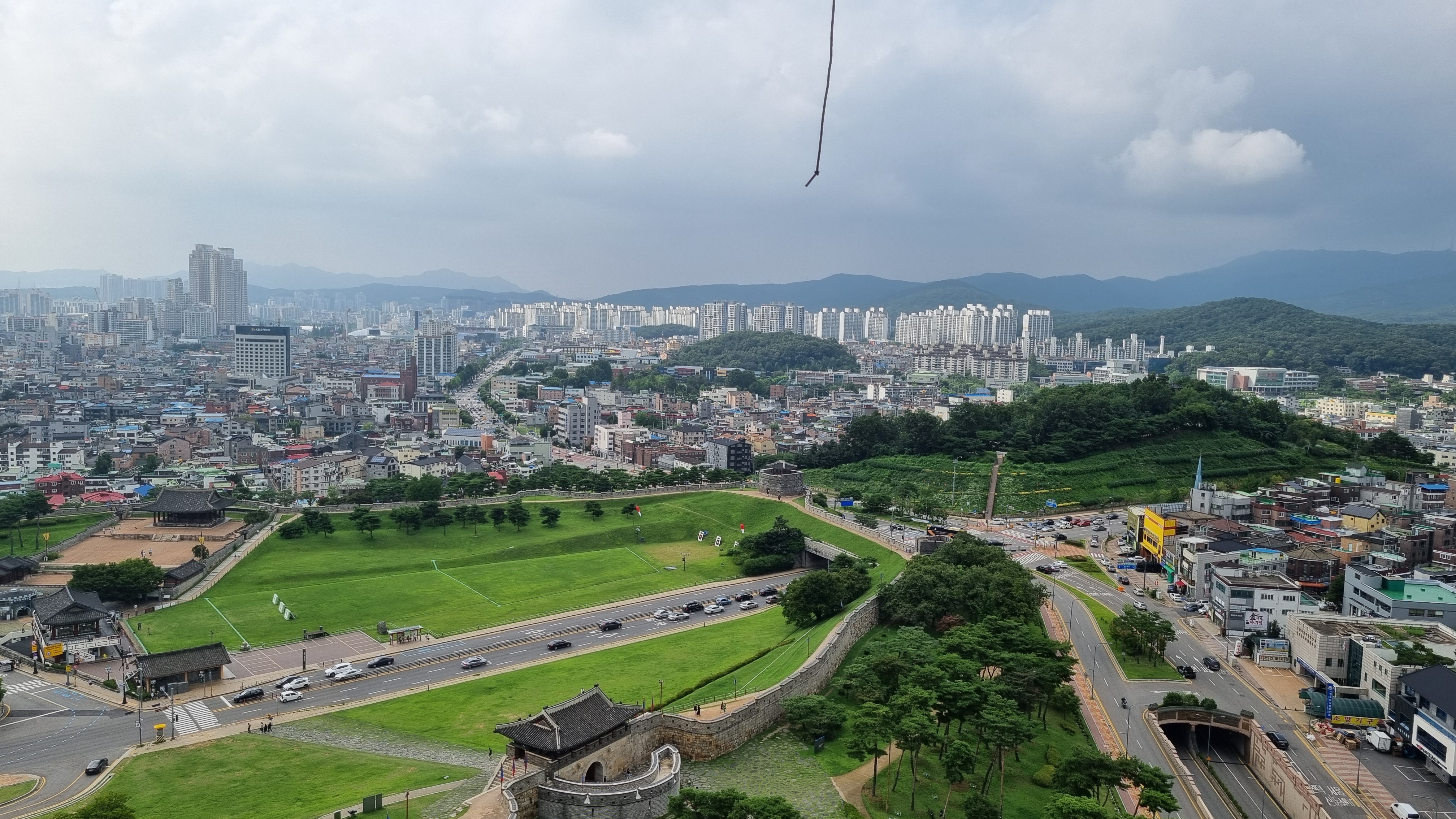 플라잉수원