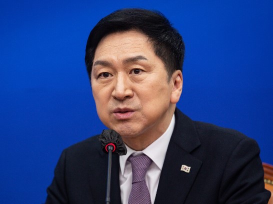 김기현 당대표와 홍준표 간의 당내 파워게임