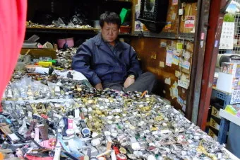 황학동 만물시장 완전 정복 서울 중고 골동품 빈티지 쇼핑 가이드_16
