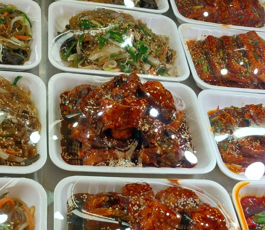 6시내고향 가경터미널시장 반찬가게 반찬들