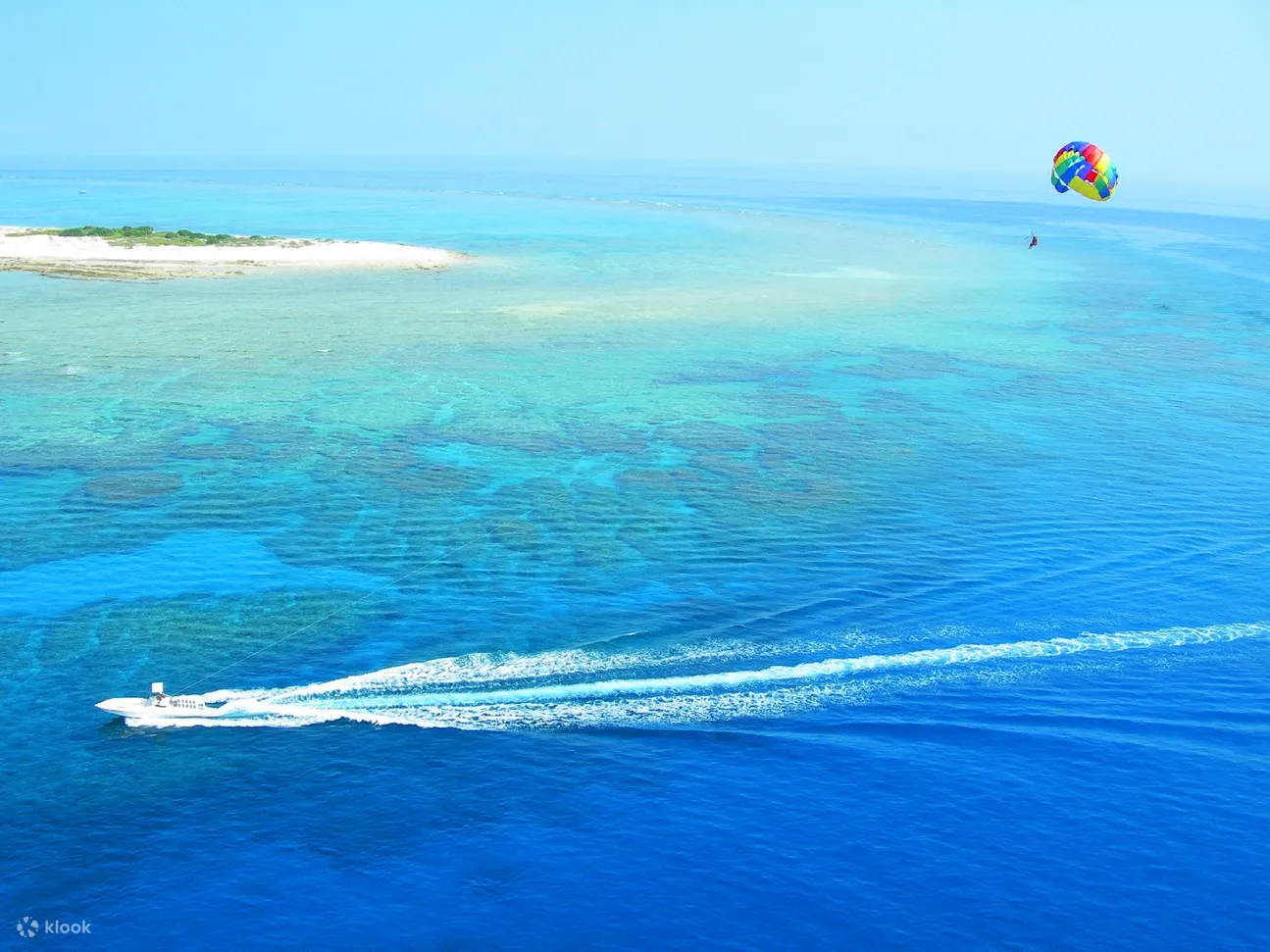 okinawa_parasailing