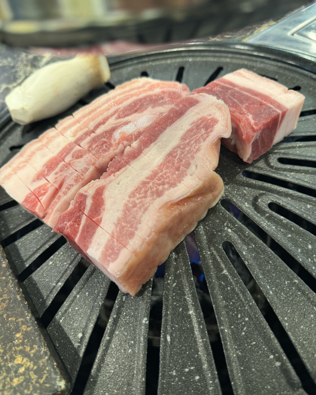 부산 범일역 맛집 추천 - 제주 흑돼지 전문점 '미담돈' 방문기