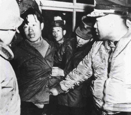 김신조 목사 1.21 사태 청와대 습격 사건 북한 무장공비 귀순자 이야기 안보 강연 신앙 간증 대한민국 현대사 인물 김신조 별세 북한 특수부대