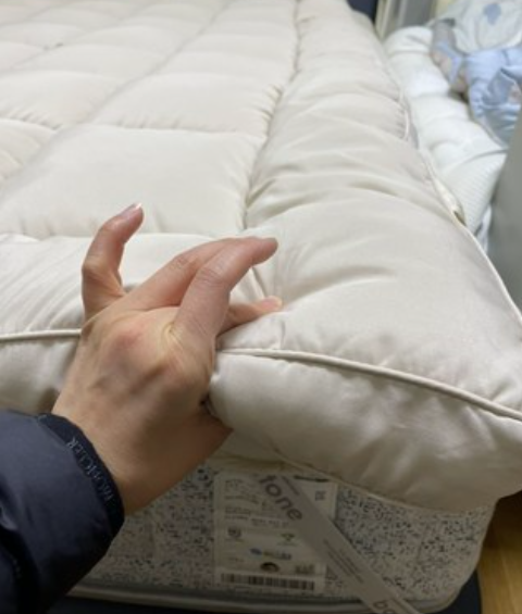 누잠 토퍼 매트리스의 편안함