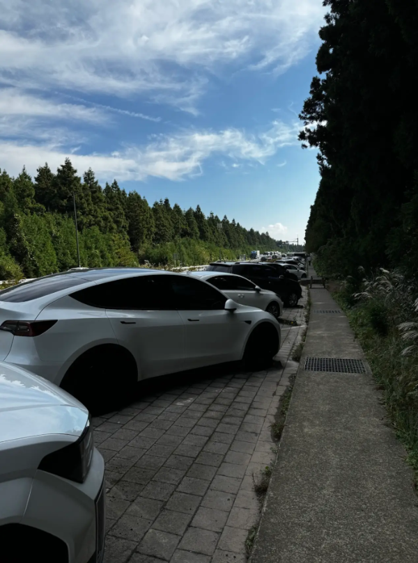 사려니숲길 주차장