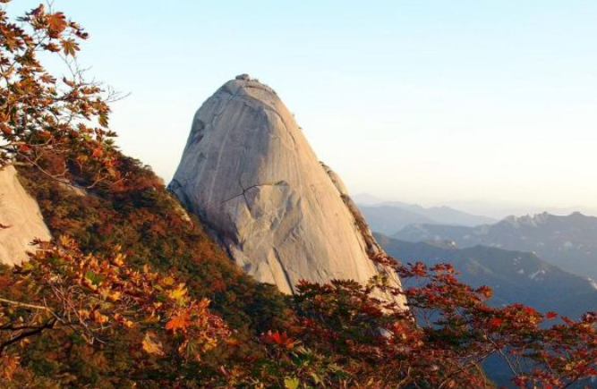 2025 북한산 단풍 절정 날짜 공개! 가을 등산 초보자 코스 &amp; 꿀팁