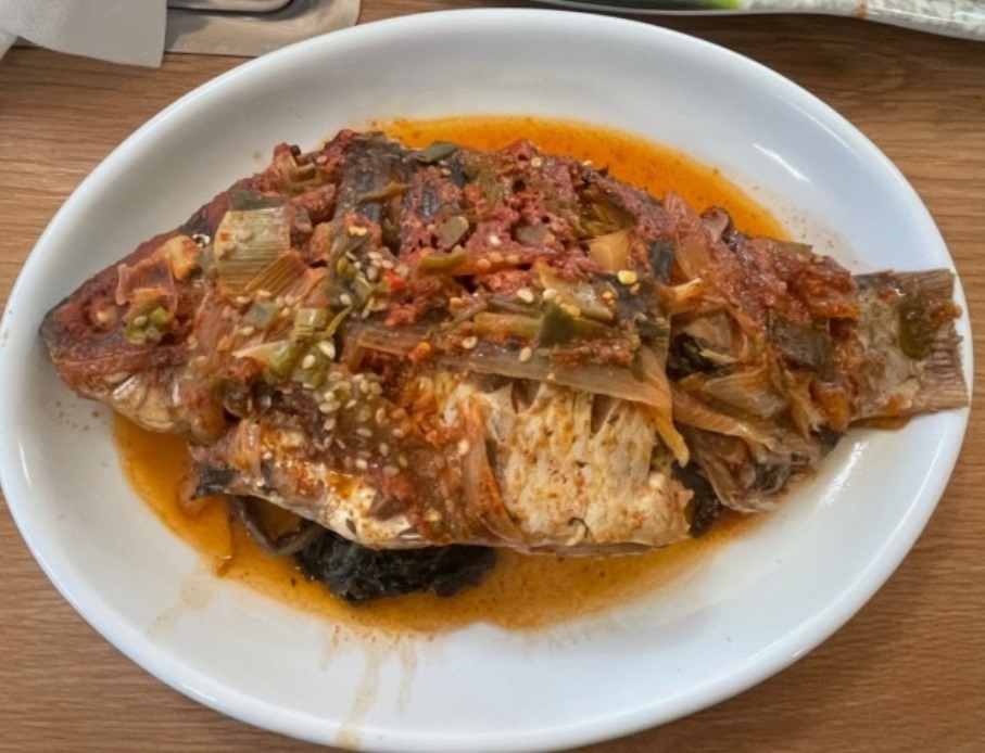 붕어찜-대청호-어부