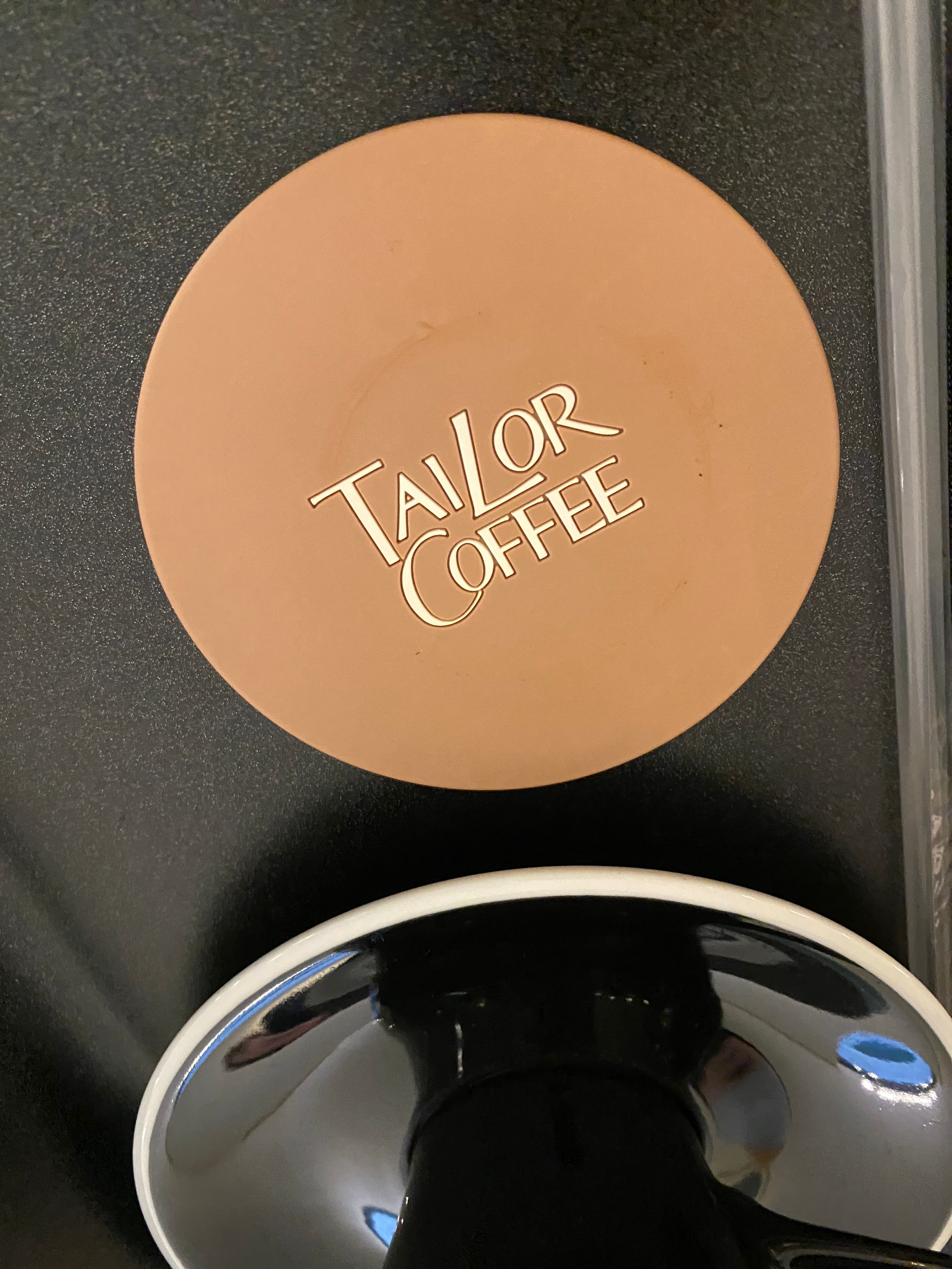 [가로수길 카페/신사 핫플 추천] 테일러커피_아직도 핫한 가로수길 카페