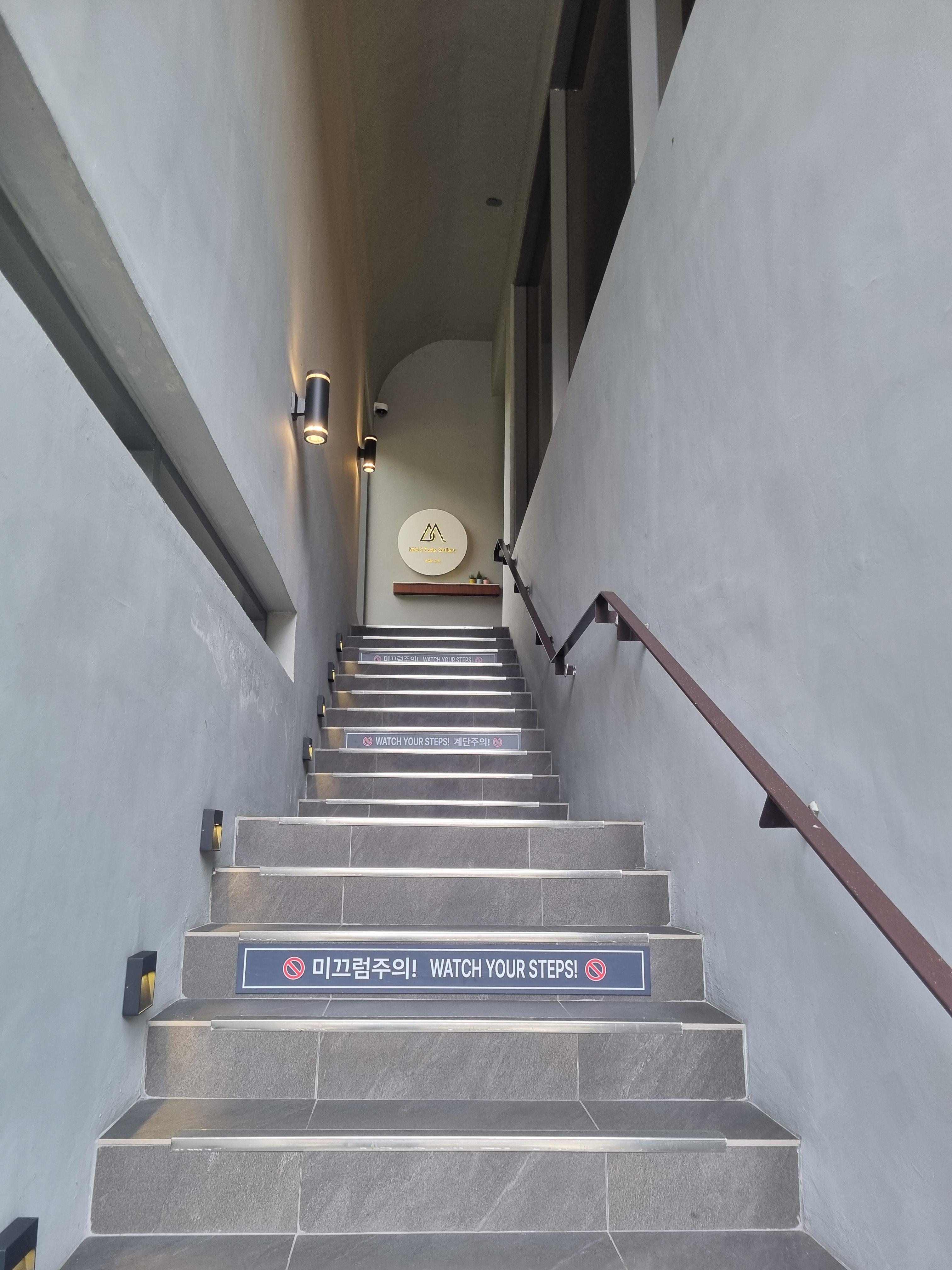 M543 카페 갤러리