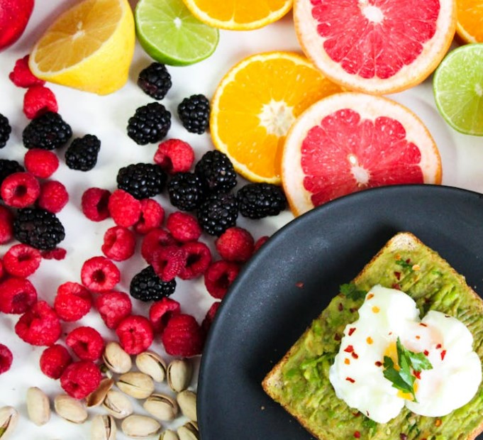 다이어트 중 변비 해결 완전 가이드 (실천 가능한 전략 총정리)